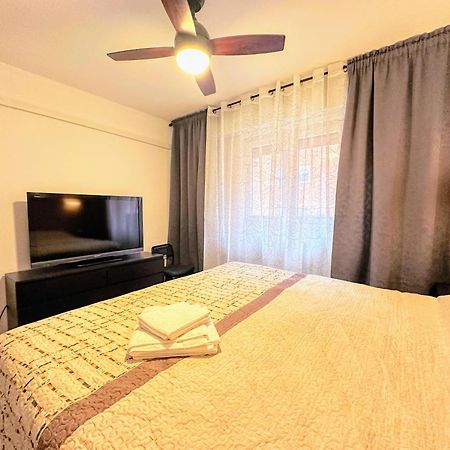 Apartment Monfort Walencja Zewnętrze zdjęcie